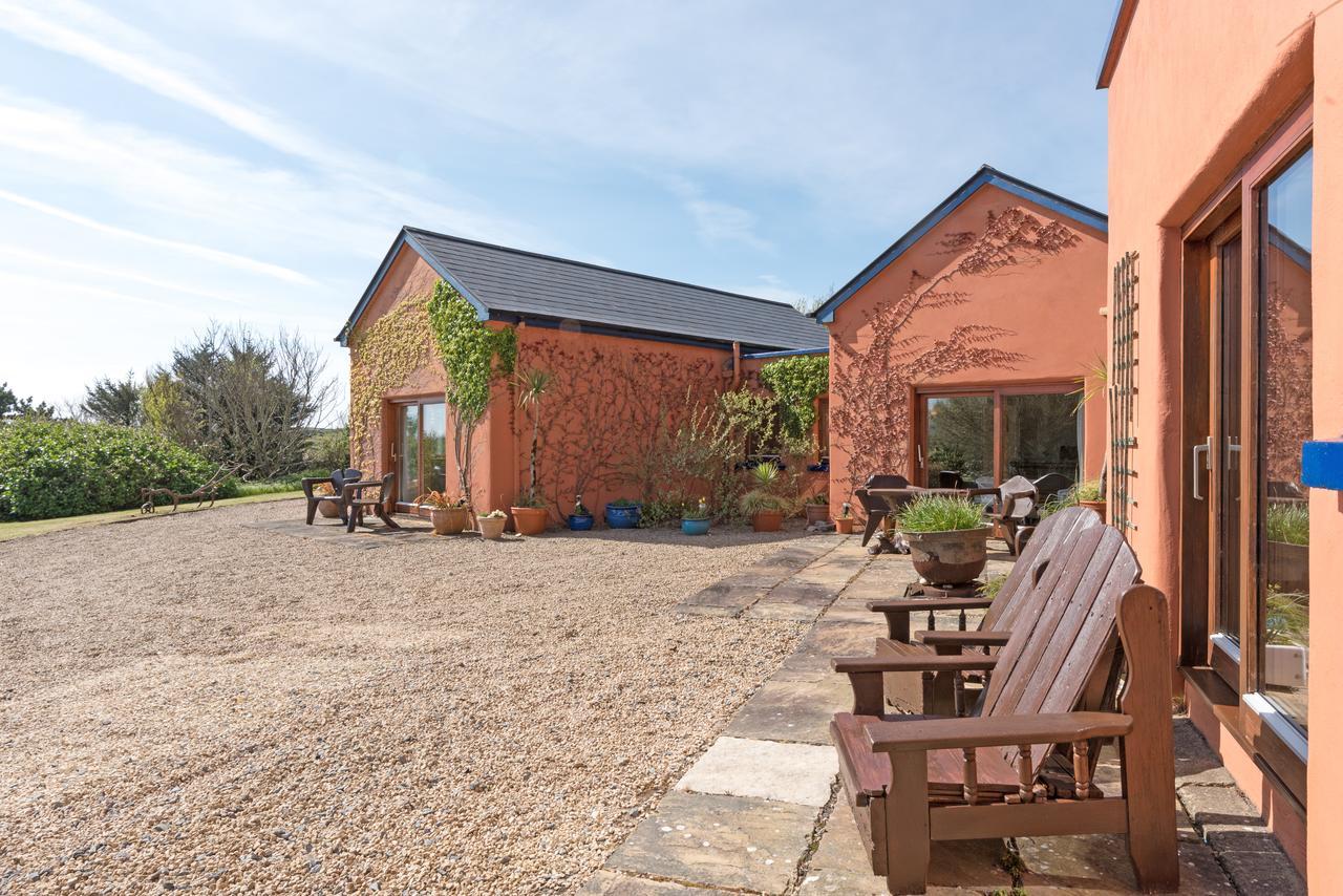 Dolphin Beach House Hotel Clifden Exterior foto